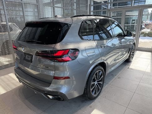 New 2026 BMW X5 xDrive40i w/ M Sport Package AWD/4WD image 6