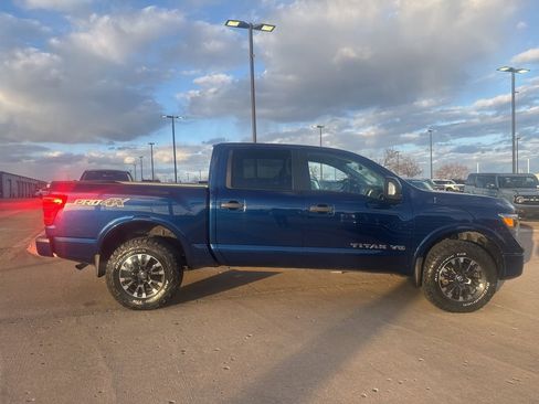 Used 2018 Nissan Titan PRO-4X w/ Pro-4x Convenience Package image 3