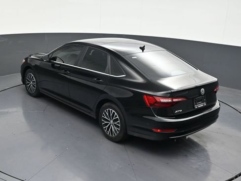 Used 2020 Volkswagen Jetta SE FWD image 17