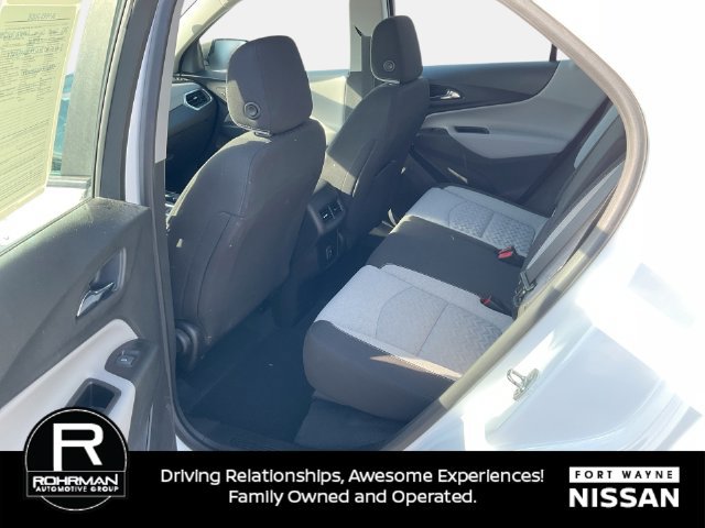 Used 2022 Chevrolet Equinox LS AWD/4WD image 13