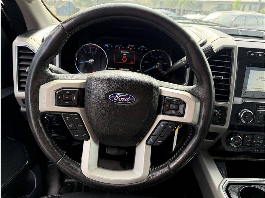 Used 2019 Ford F250 Lariat w/ Lariat Value Package AWD/4WD image 19
