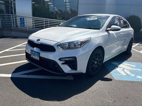 Used 2020 Kia Forte EX FWD image 2