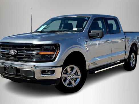 Used 2024 Ford F150 XLT w/ Mobile Office Package image 3