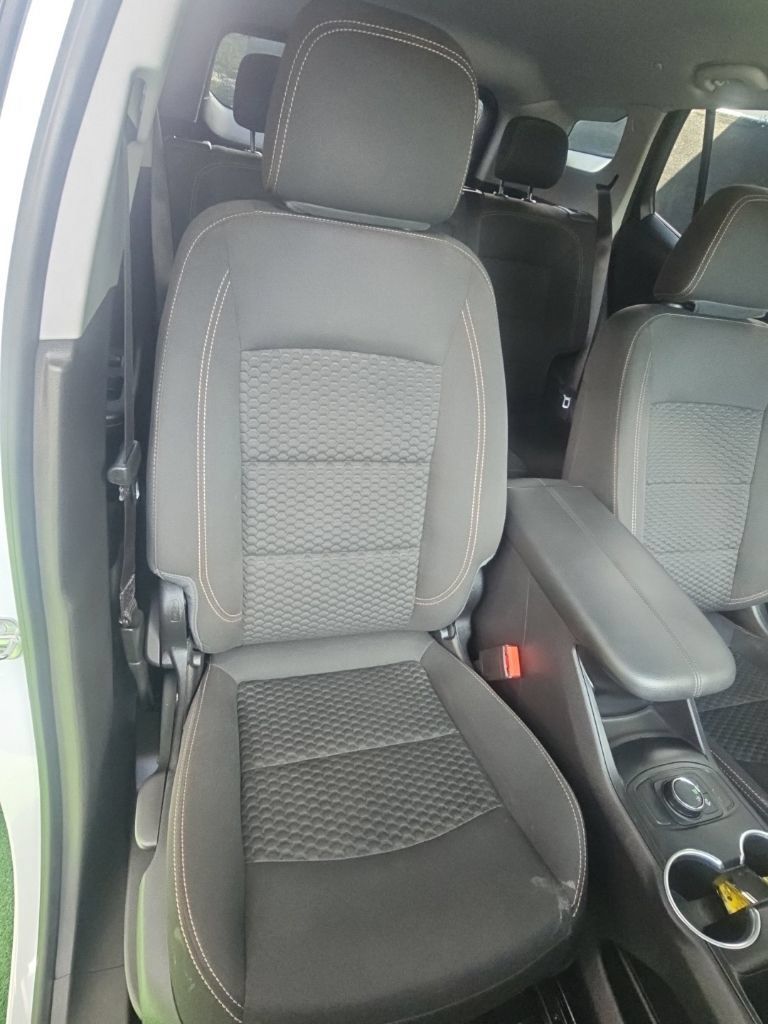 Used 2020 GMC Terrain SLE FWD image 21