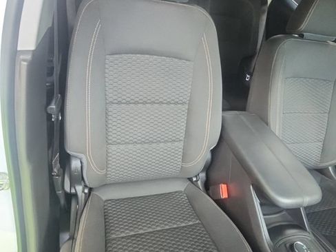Used 2020 GMC Terrain SLE FWD image 21