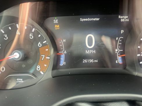 Used 2023 Jeep Compass Latitude image 16