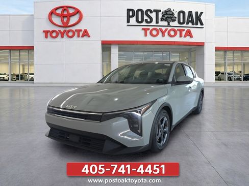 Used 2026 Kia K4 FWD image 3