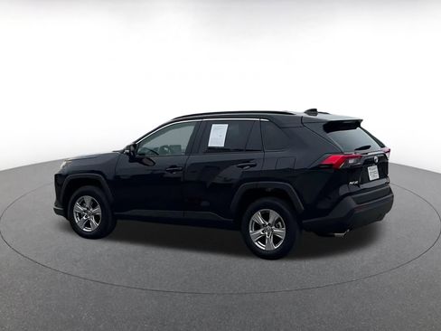 Used 2025 Toyota RAV4 XLE image 4