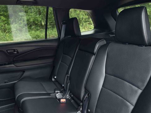 Used 2025 Honda Passport EX-L image 18