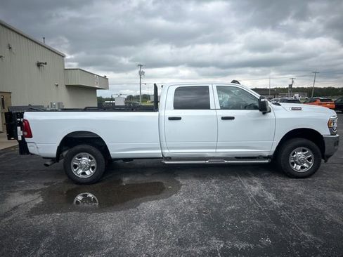 Used 2023 RAM 2500 Tradesman w/ Safety Group AWD/4WD image 2