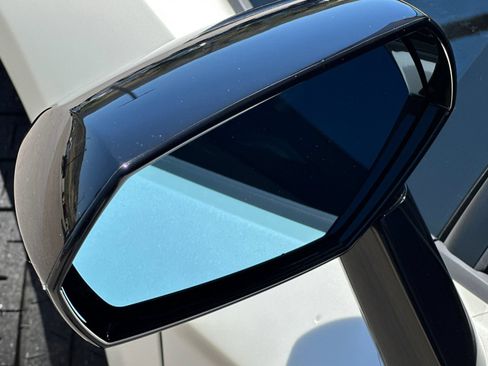 Used 2020 Lamborghini Aventador SVJ AWD/4WD image 38
