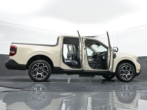 New 2025 Ford Maverick Lariat w/ 4K Tow Package image 70