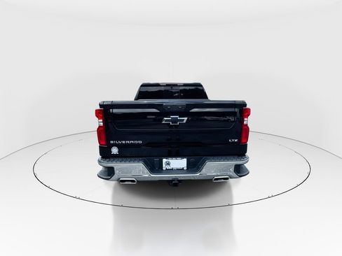 Used 2025 Chevrolet Silverado 1500 LTZ AWD/4WD image 7
