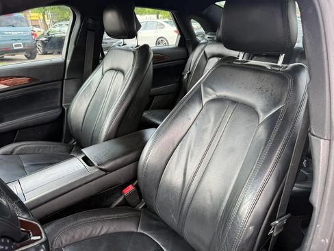Used 2017 Lincoln MKZ Reserve w/ Luxury Package AWD/4WD image 15