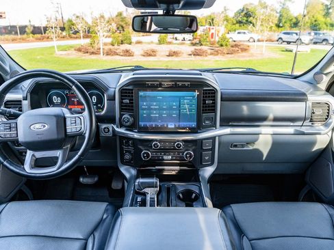 Used 2021 Ford F150 Lariat image 21