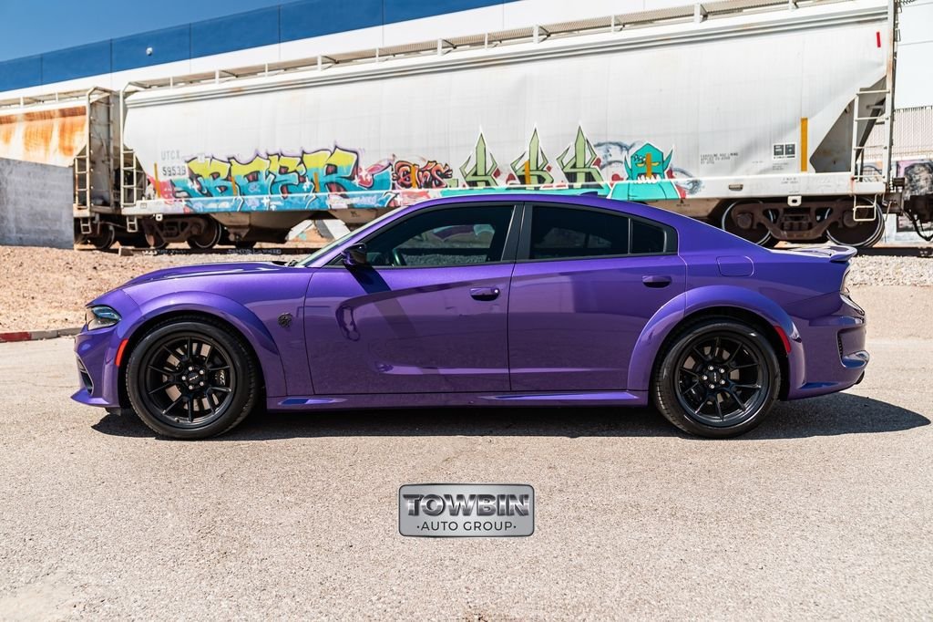 Used 2023 Dodge Charger SRT Hellcat w/ Harman/Kardon Audio Group RWD image 7