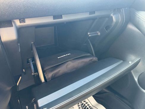 Used 2013 Nissan Leaf SV w/ LED & Quick Charge Pkg image 29