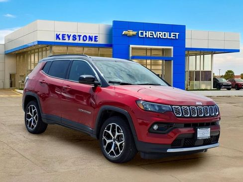 Used 2025 Jeep Compass Limited AWD/4WD image 1