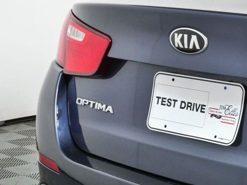 Used 2015 Kia Optima LX FWD image 32