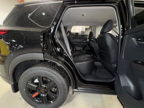 New 2026 Nissan Rogue SV AWD/4WD image 12
