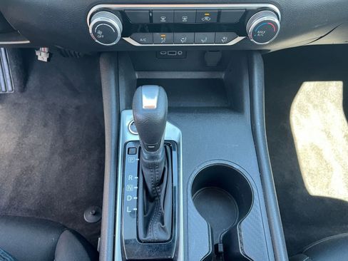 Used 2025 Nissan Altima 2.5 SV image 41