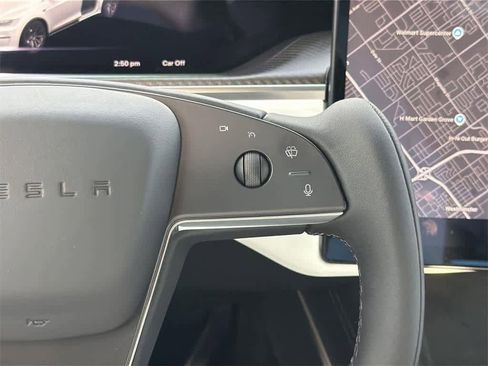 Used 2023 Tesla Model X Plaid image 15