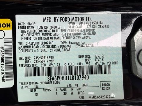 Used 2020 Ford Fusion SE FWD image 45