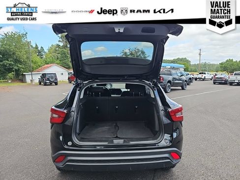 Used 2024 Chevrolet Trax LS FWD image 34