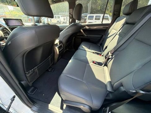 Used 2022 Lexus GX 460 Premium w/ Premium Package AWD/4WD image 50