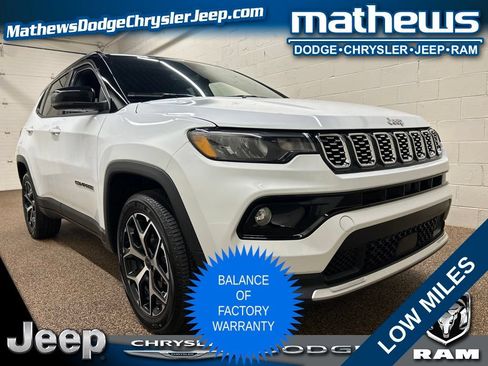Used 2025 Jeep Compass Limited AWD/4WD image 1