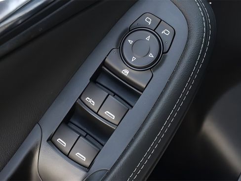 Used 2022 Buick Encore GX Select w/ Safety Package II image 13