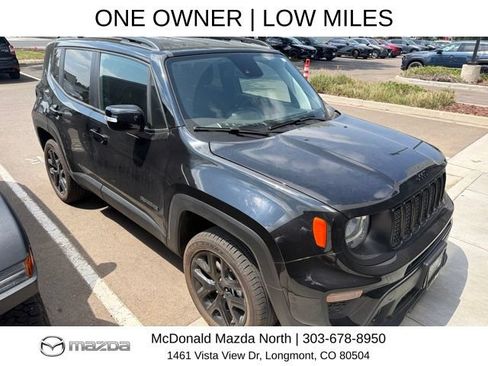Used 2023 Jeep Renegade Altitude AWD/4WD image 2