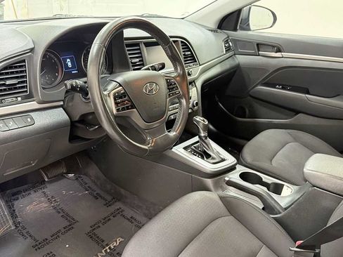 Used 2018 Hyundai Elantra Value Edition FWD image 12