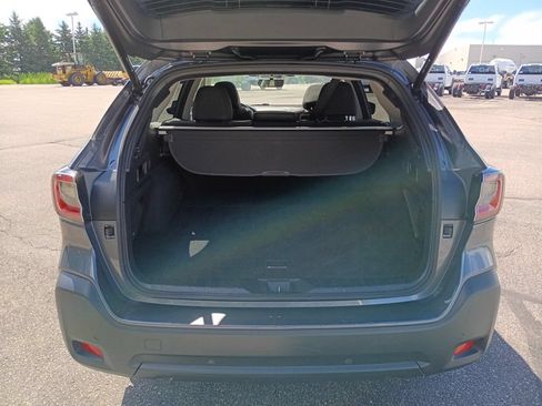 Used 2025 Subaru Outback Onyx Edition AWD/4WD image 23