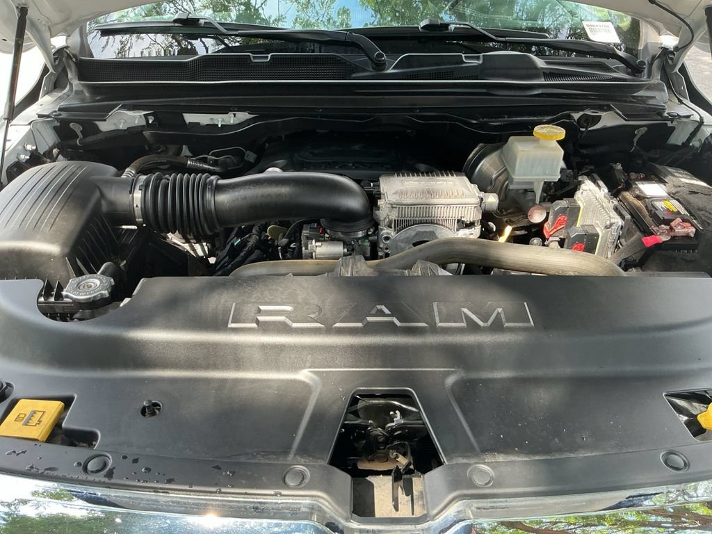 Used 2020 RAM 1500 Laramie AWD/4WD image 23