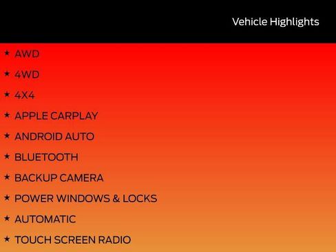 Used 2022 Chevrolet Traverse LT image 2