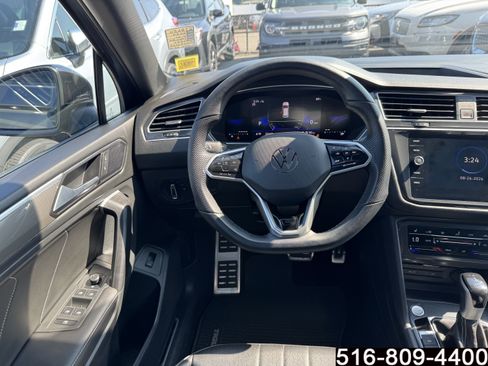 Used 2024 Volkswagen Tiguan SE R-Line AWD/4WD image 15