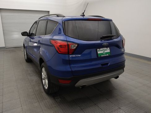 Used 2019 Ford Escape SEL FWD image 6