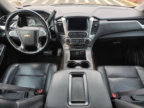 Used 2019 Chevrolet Suburban LT AWD/4WD image 13