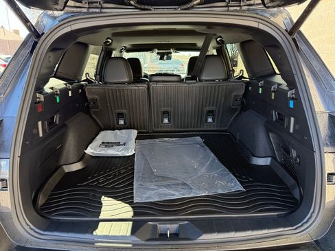 New 2026 Subaru Outback Touring XT image 30