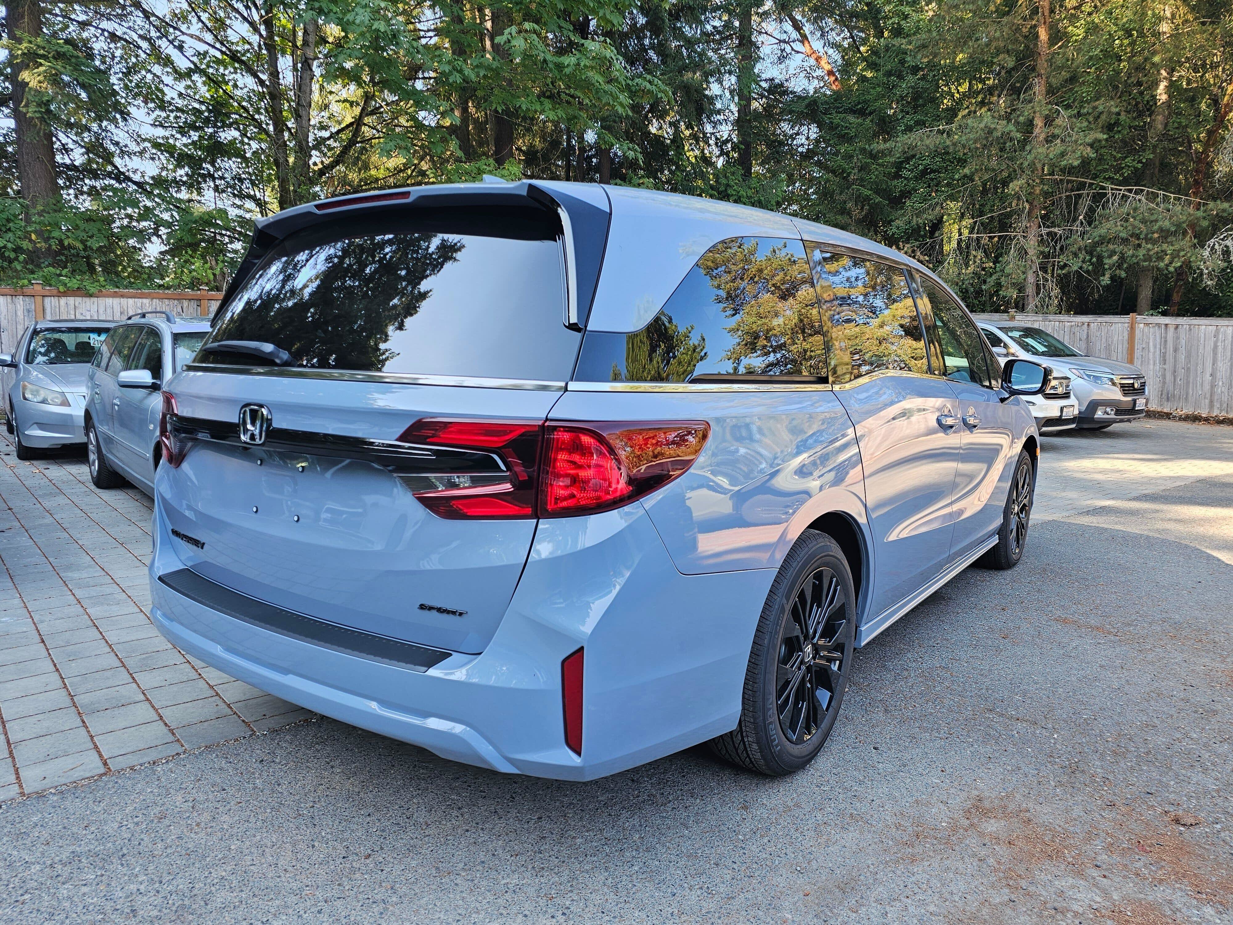 New 2026 Honda Odyssey Sport-L image 7