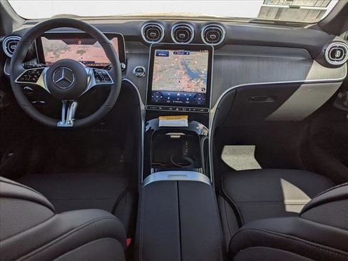 Used 2026 Mercedes-Benz GLC 300 4MATIC image 15