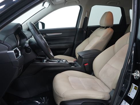 Used 2019 MAZDA CX-5 Touring image 15