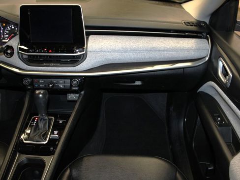 Used 2022 Jeep Compass Latitude image 30