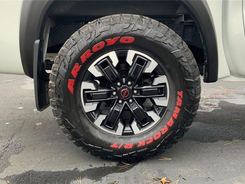 Used 2022 Nissan Frontier PRO-4X w/ Technology Package image 24