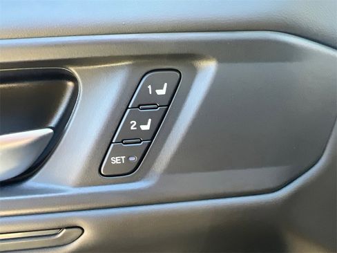 New 2025 Honda Accord EX-L image 10