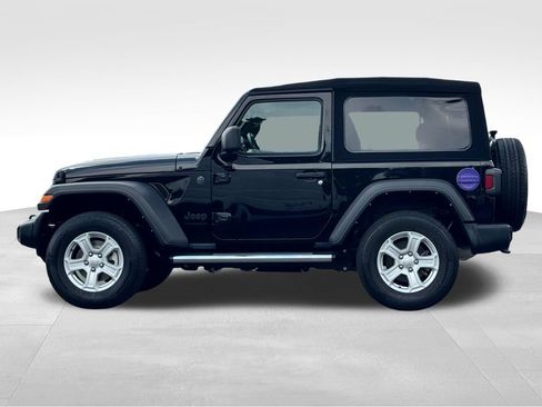 Used 2022 Jeep Wrangler Sport AWD/4WD image 4