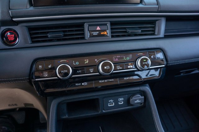 Used 2025 Honda Pilot Elite image 29