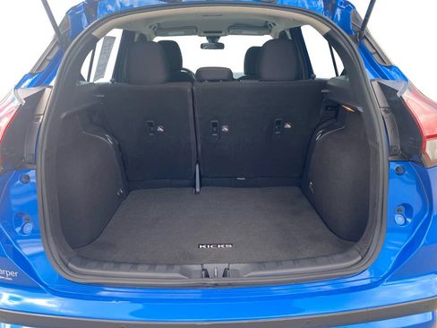 Used 2021 Nissan Kicks SR FWD image 13