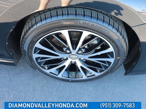 Used 2019 Toyota Camry SE FWD image 26
